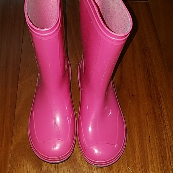 Girls Pink Water Proof Boots - Size 1 - Picture 3 of 3